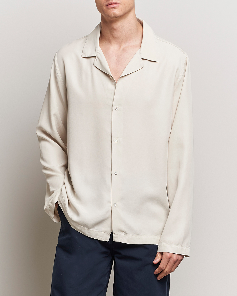 Herr | Skjortor | A Day's March | Chase Camp Collar Lyocell Shirt Oyster