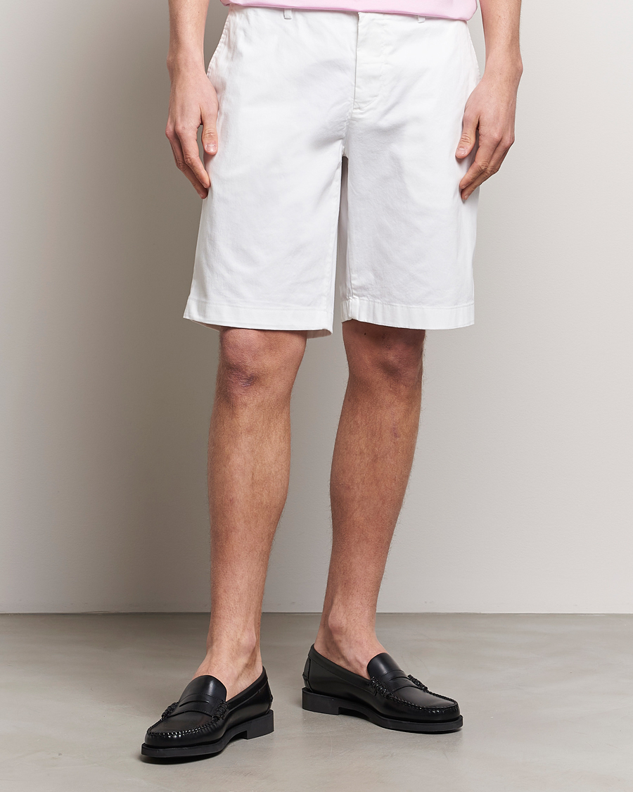 Herre | Chino shorts | J.Lindeberg | Nathan Cloud Satin Shorts White