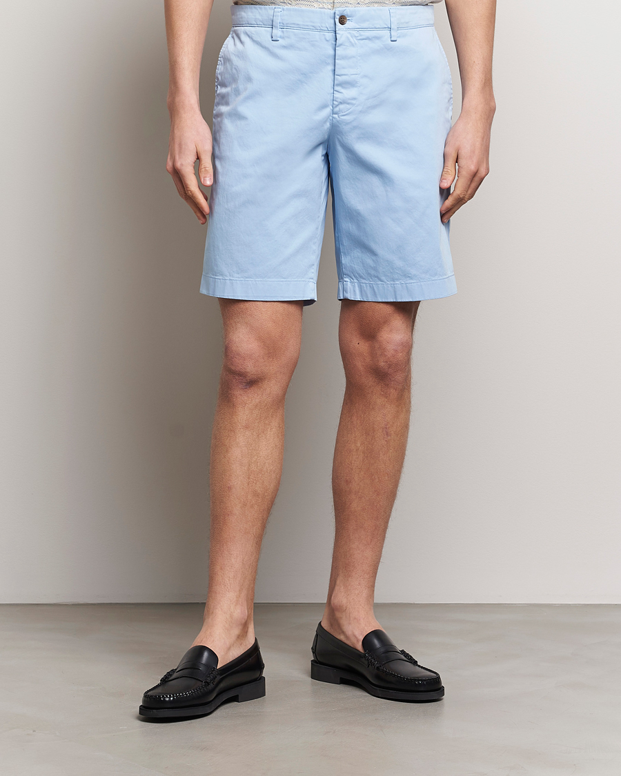 Herr | Chinosshorts | J.Lindeberg | Nathan Cloud Satin Shorts Chambray Blue