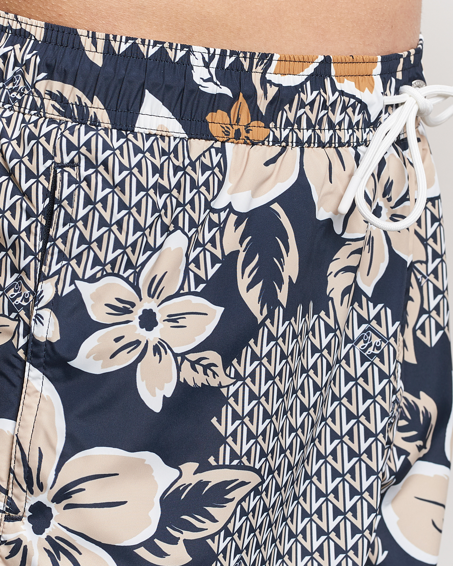 Herr | J.Lindeberg Banks Floral Swin Trunks Island Floral Mix | J.Lindeberg | Banks Floral Swin Trunks Island Floral Mix