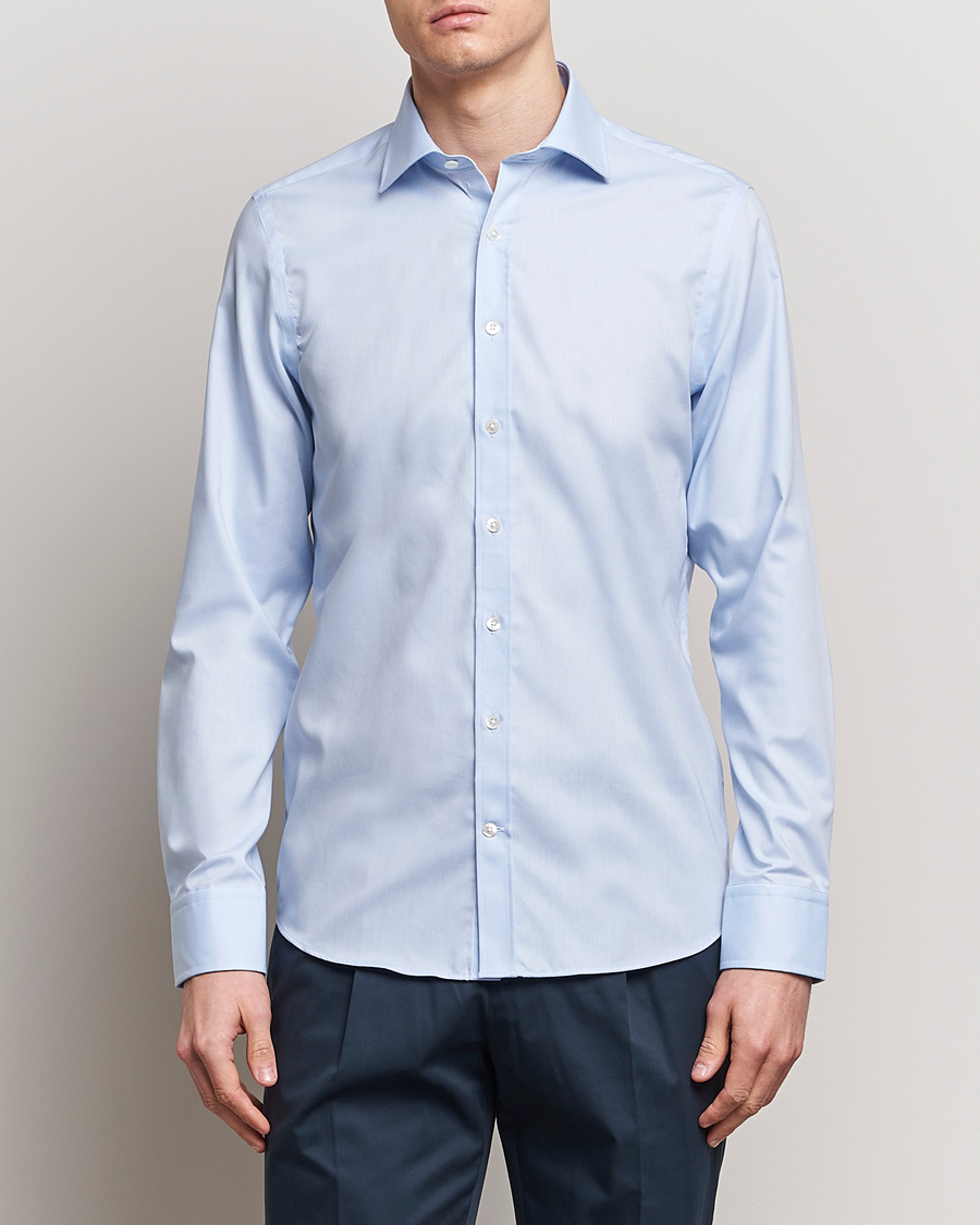 Herr | Skjortor | Oscar Jacobson | Slim Fit Cut Away Non Iron Twill Light Blue