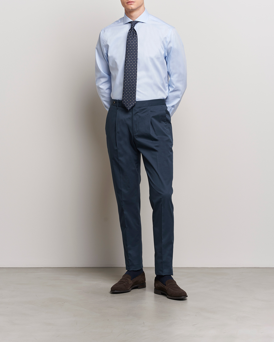 Herr | Senast inkommet | Oscar Jacobson | Reg Fit Cut Away Non Iron Twill Light Blue