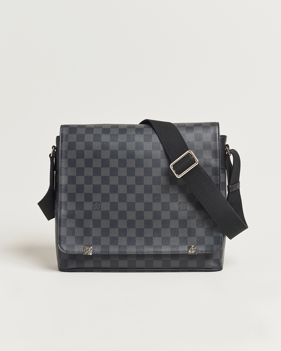 Herr | | Louis Vuitton Pre-Owned | District PM Messenger Bag Damier Graphite