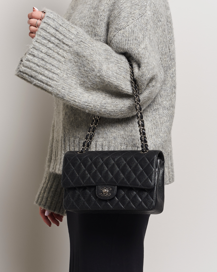 Herr | Chanel Pre-Owned Classic Medium Double Flap Bag Caviar Leather Black | Chanel Pre-Owned | Classic Medium Double Flap Bag Caviar Leather Black