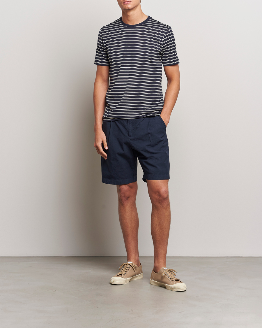 Herr | T-Shirts | Sunspel | Striped Crew Neck Cotton Tee Navy/Ecru