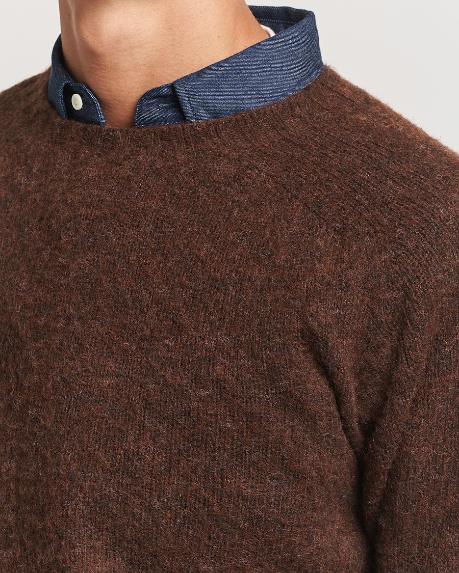 Herr | Tröjor | Harley Of Scotland | Brushed Supersoft Lambswool Crewneck Coffee