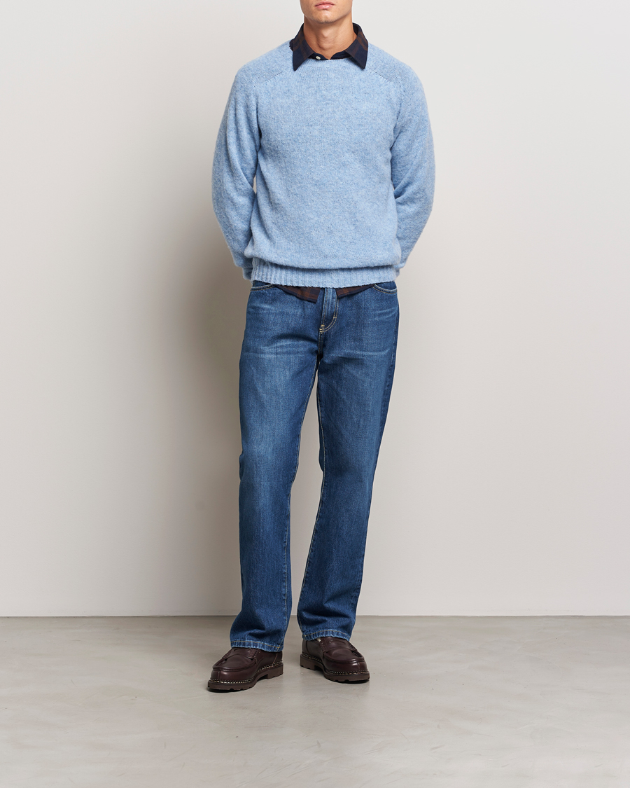 Herr | Tröjor | Harley Of Scotland | Brushed Supersoft Lambswool Crewneck Ice Sea