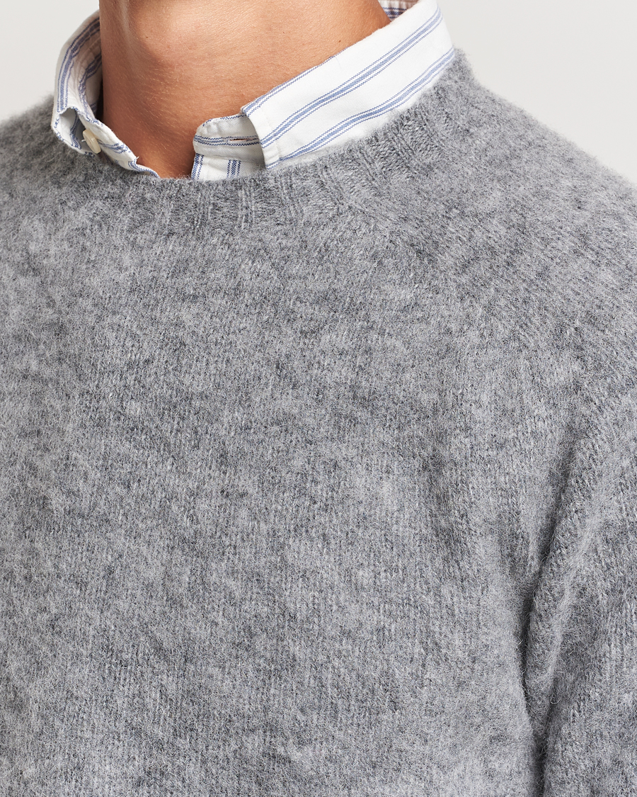 Herr | Tröjor | Harley Of Scotland | Brushed Supersoft Lambswool Crewneck Medium Grey