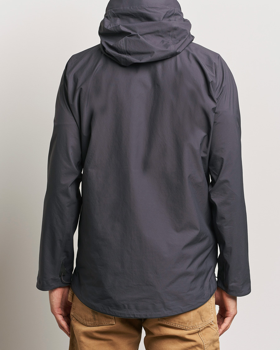 Herr | Jackor | Klättermusen | Asynja Lightweight Waterproof Jacket Raven