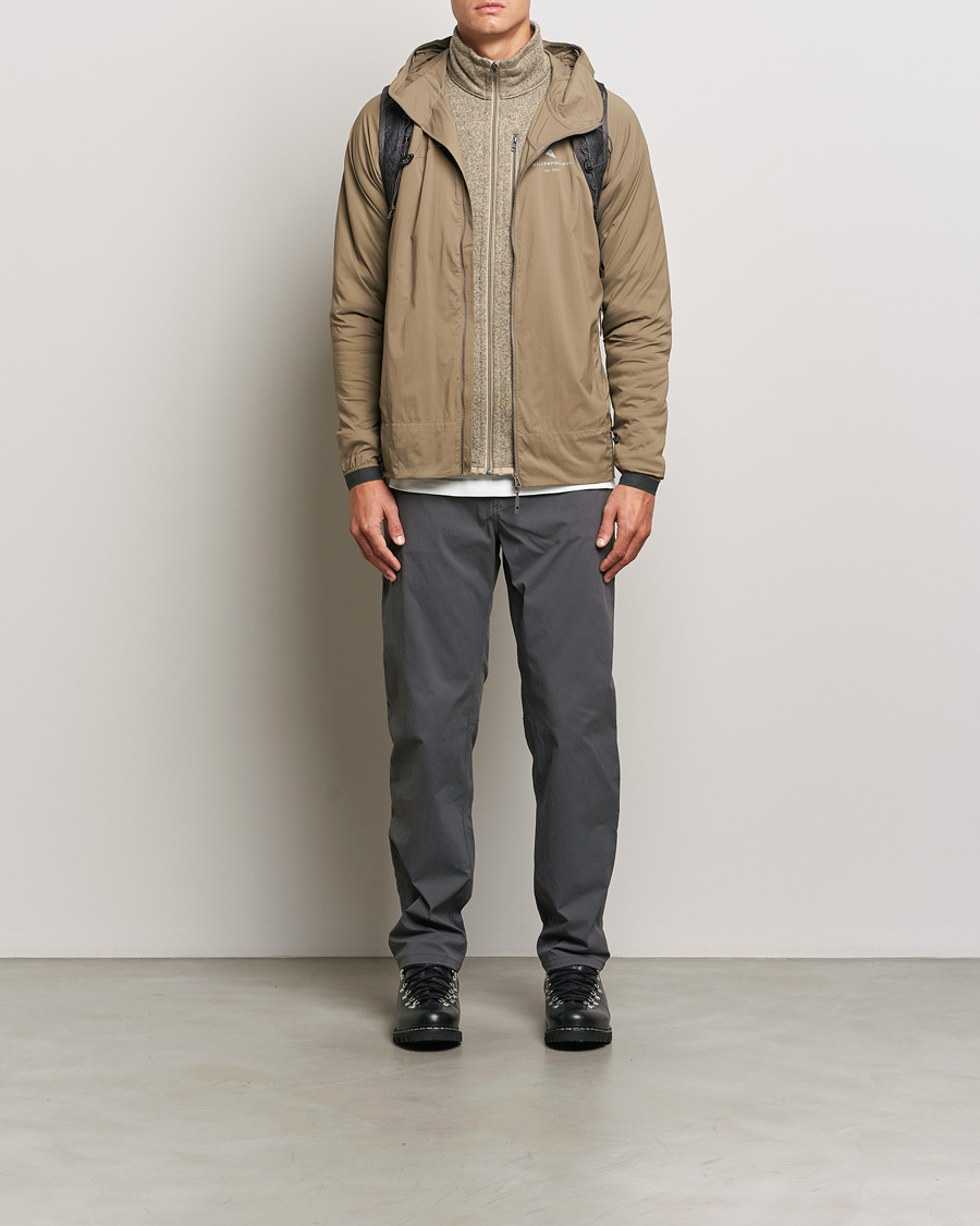 Herr | Jackor | Klättermusen | 74 Levitend Active Hooded Jacket Dark Khaki