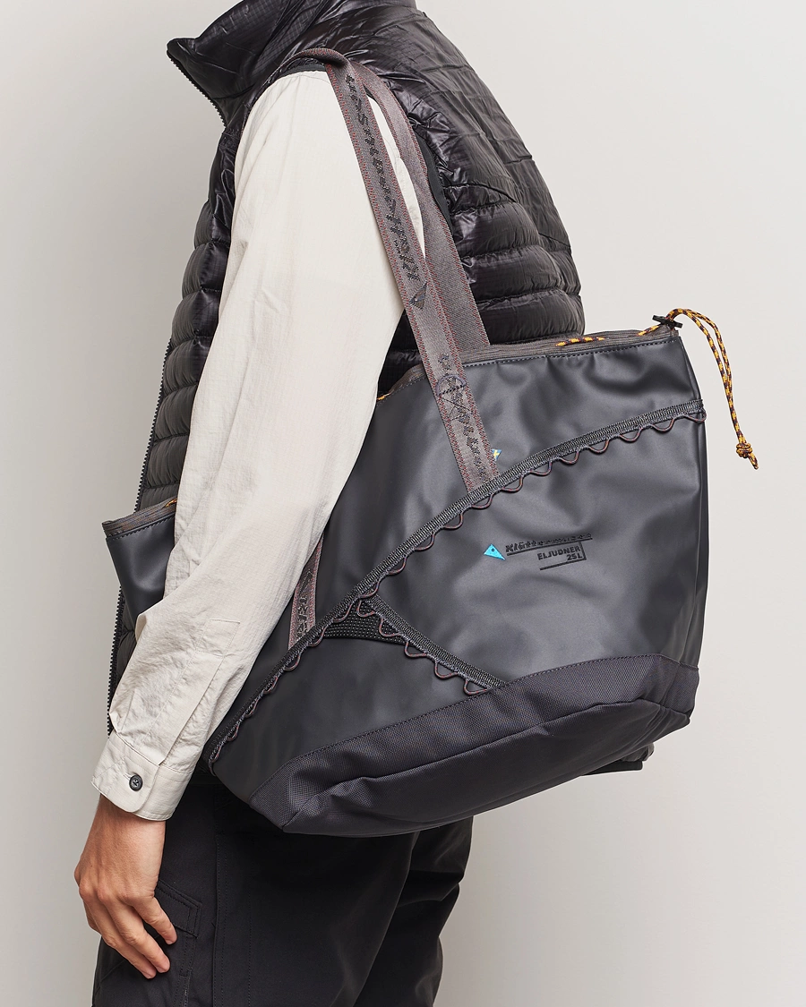 Herr | Väskor | Klättermusen | Eljudner 25L Tote Bag Raven
