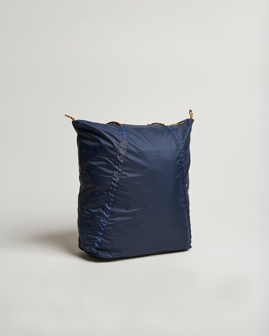 Herr | Klättermusen Gebo 23L Lightweight Totebag Indigo Blue | Klättermusen | Gebo 23L Lightweight Totebag Indigo Blue