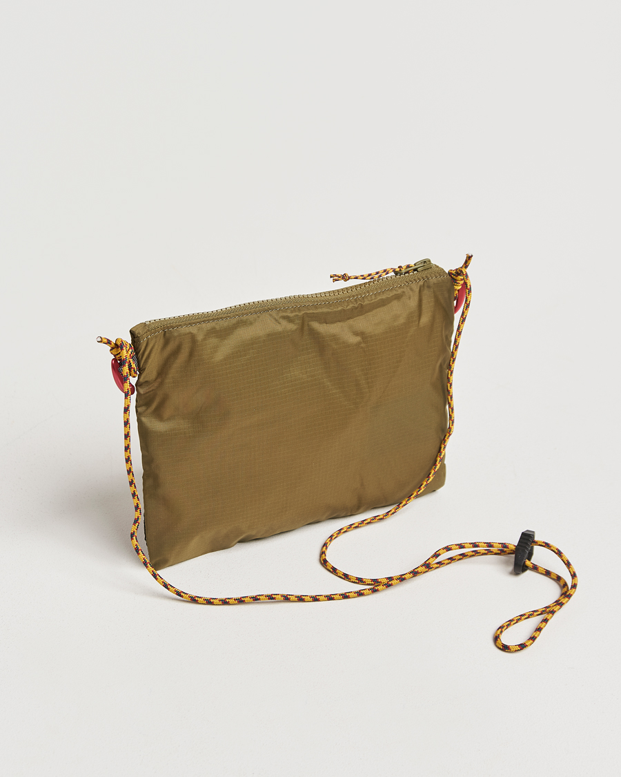 Herr | Väskor | Klättermusen | Algir Accessory Bag Medium Olive