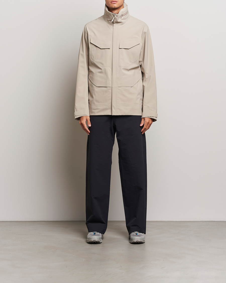 Herr | Byxor | Arc'teryx Veilance | Corbell Softshell Pants Black