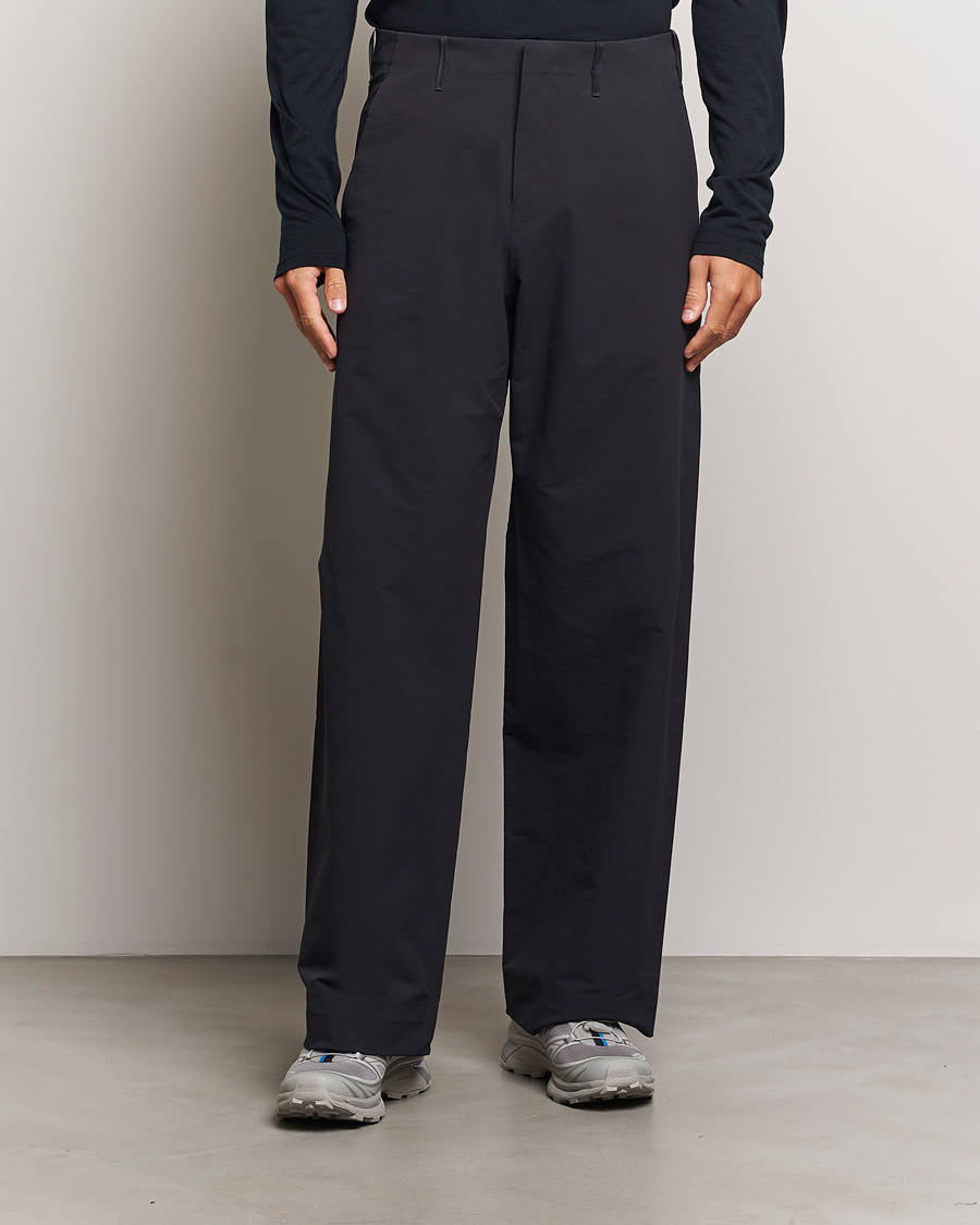 Herr | Byxor | Arc'teryx Veilance | Corbell Softshell Pants Black