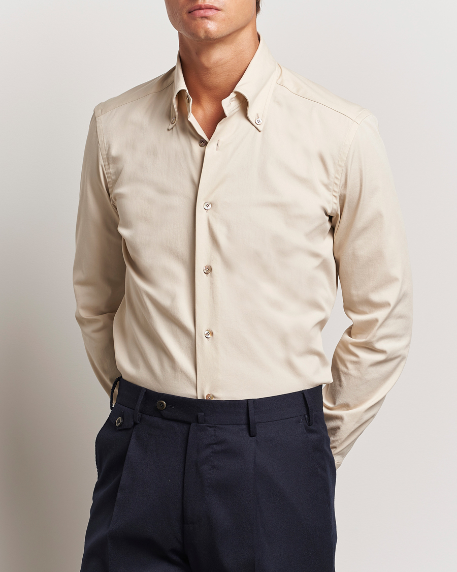 Herr | Skjortor | Mazzarelli | Soft Garment Dyed Button Down Shirt Beige