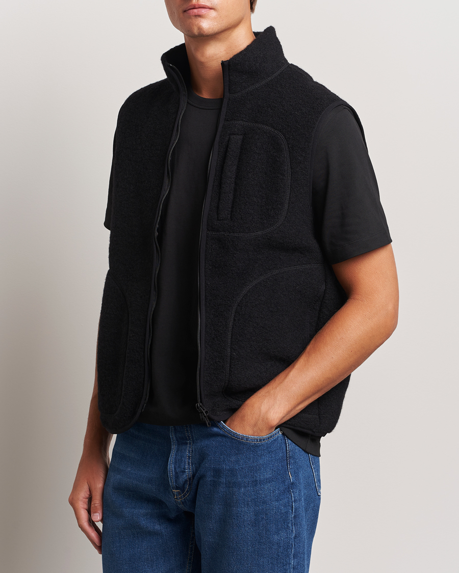 Herr | J.Lindeberg Duncan Wool Fleece Vest Black | J.Lindeberg | Duncan Wool Fleece Vest Black