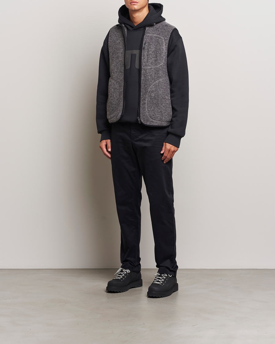 Herr | Västar | J.Lindeberg | Duncan Wool Fleece Vest Light Grey Melange