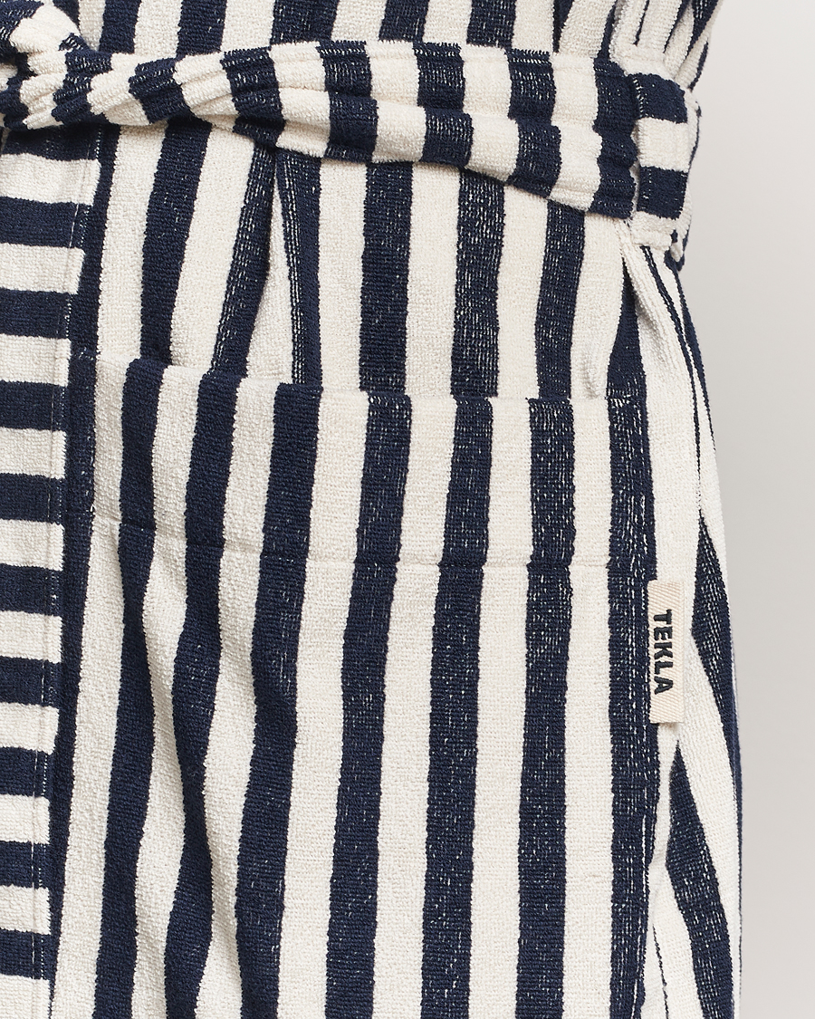 Herr | Tekla Organic Terry Hooded Bathrobe Humbug Stripes | Tekla | Organic Terry Hooded Bathrobe Humbug Stripes