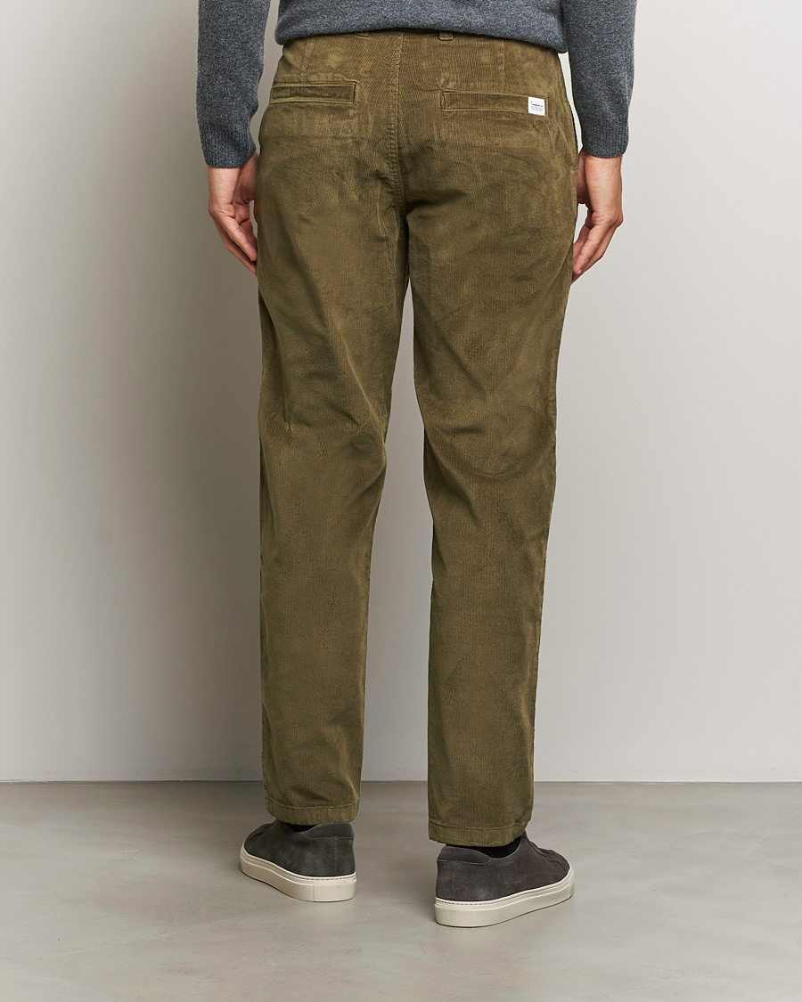 Herr | Byxor | KnowledgeCotton Apparel | Chuck Regular Cord Trousers Olive