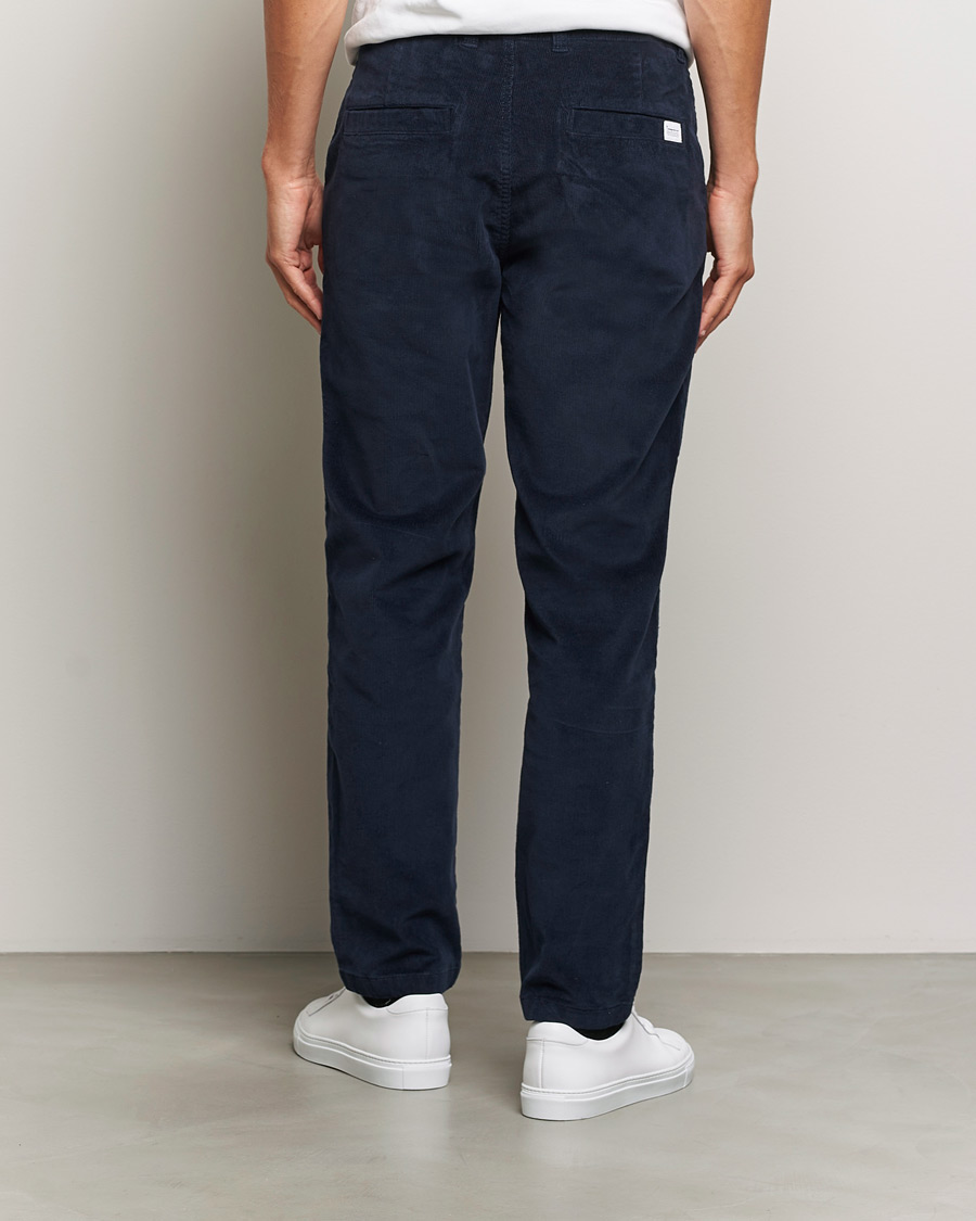 Herr | Byxor | KnowledgeCotton Apparel | Chuck Regular Cord Trousers Night Sky