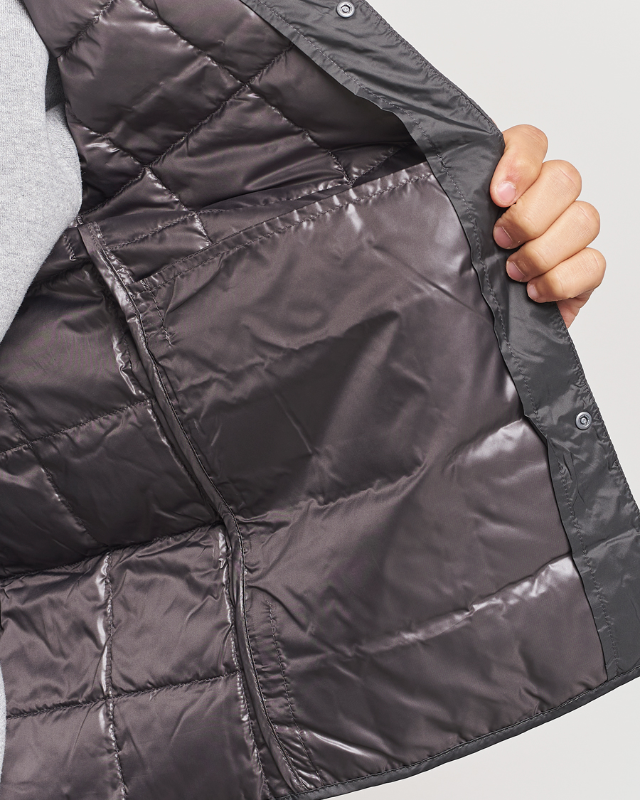 Herr | Jackor | TAION | V-Neck Lightweight Down Vest Dark Grey