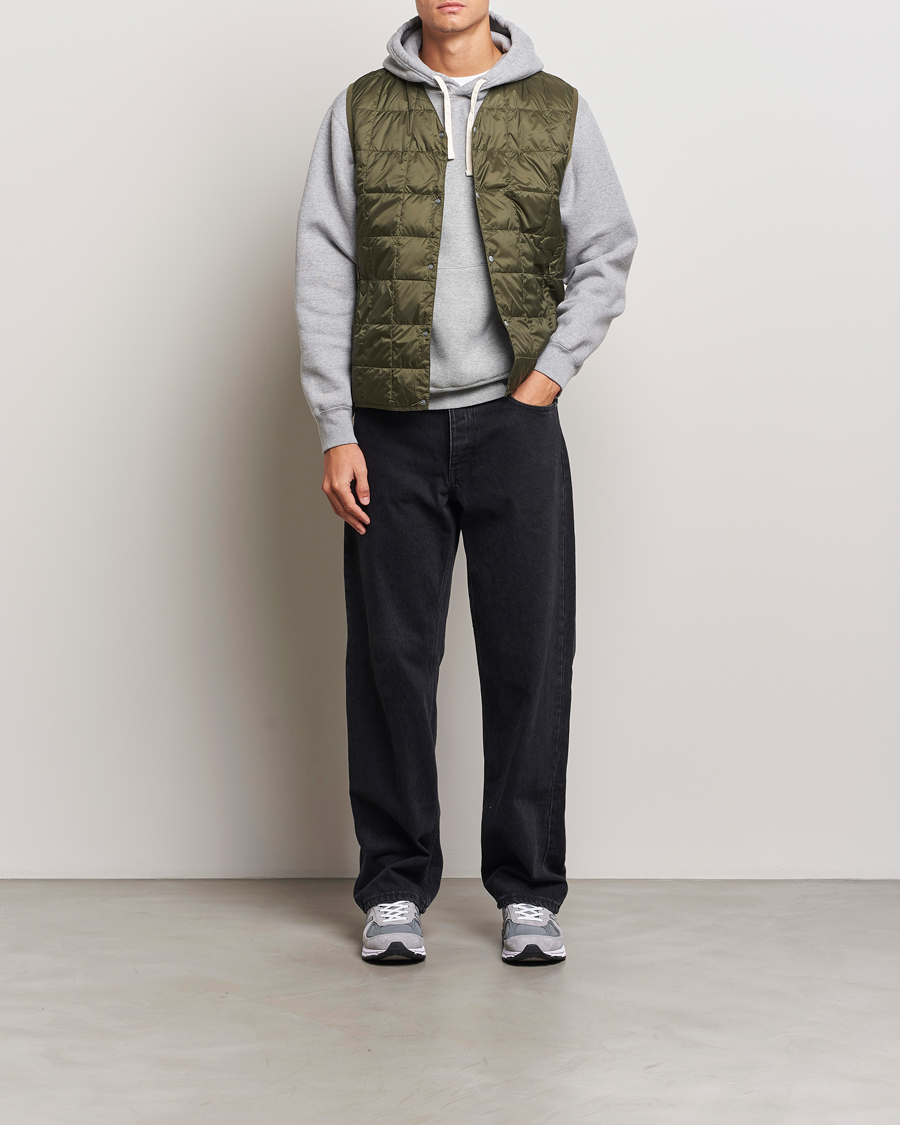 Herr | Jackor | TAION | V-Neck Lightweight Down Vest Dark Olive
