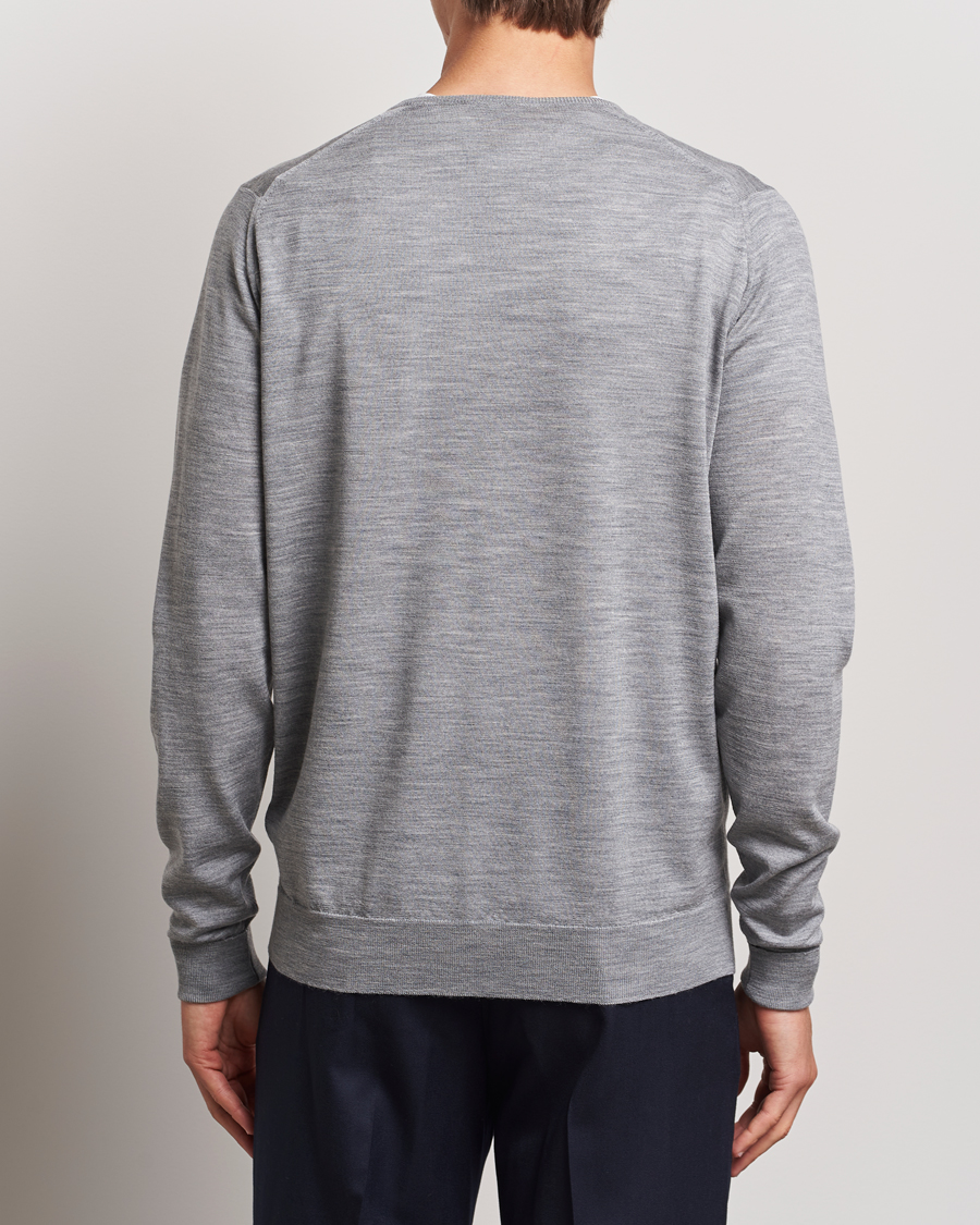 Herr | Tröjor | John Smedley | Bobby Extra Fine Merino V-Neck Pullover Silver Grey
