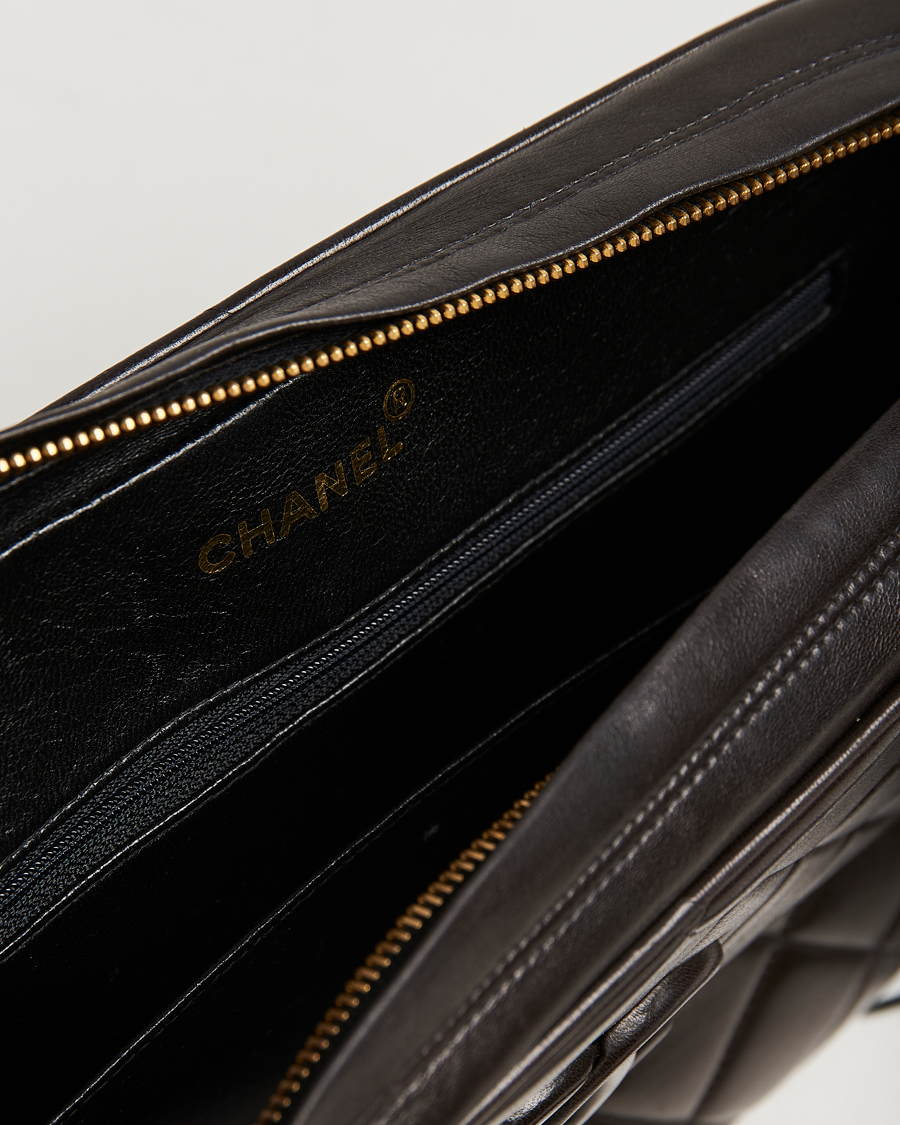 Herr | Gifts for Her | Chanel Pre-Owned | Tassel Flap Shoulder Bag Black Lambskin