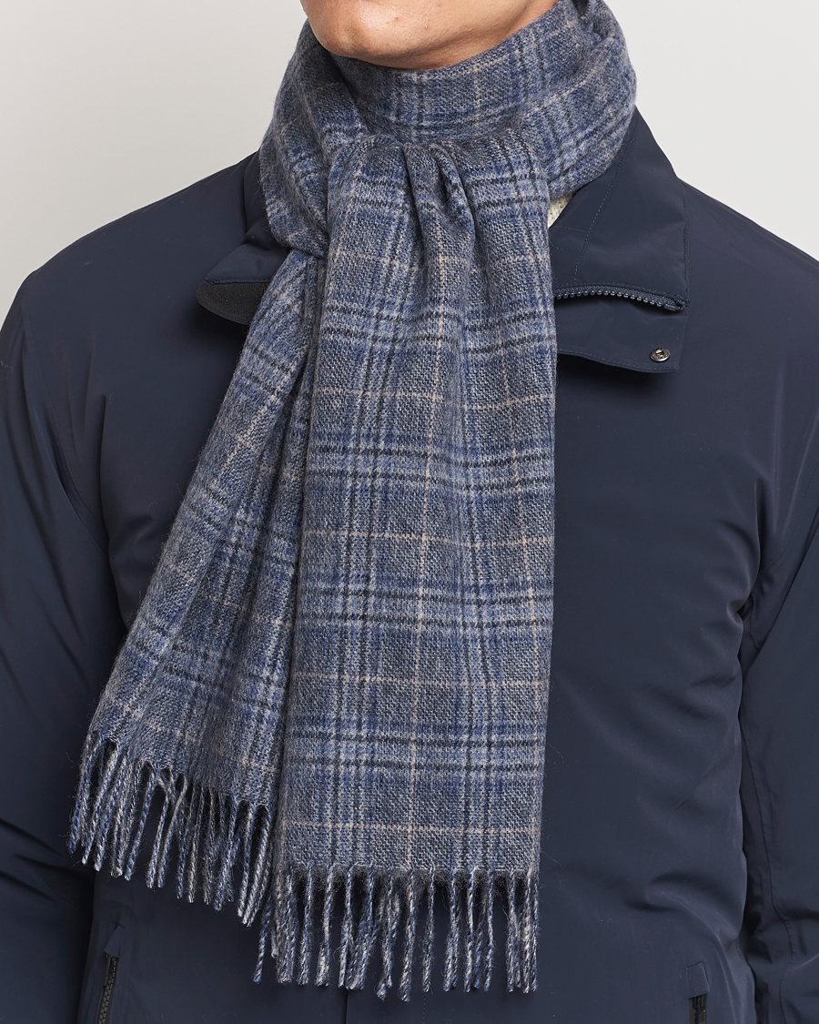 Herr | Amanda Christensen Merino Wool Glencheck Scarf Blue | Amanda Christensen | Merino Wool Glencheck Scarf Blue