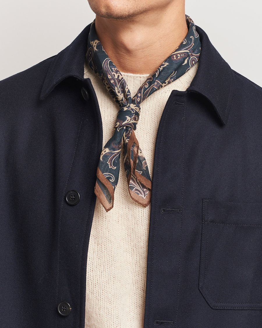 Herr | Amanda Christensen Cotton Voilé Printed Paisley Bandana Black | Amanda Christensen | Cotton Voilé Printed Paisley Bandana Black