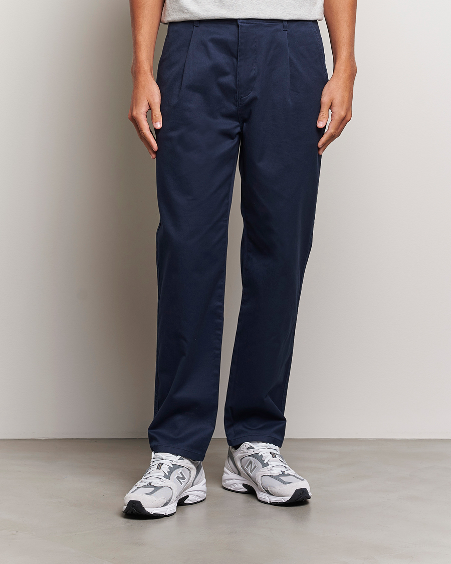 Herr | Byxor | Dockers | Original Pleated Cotton Chino Navy Blazer