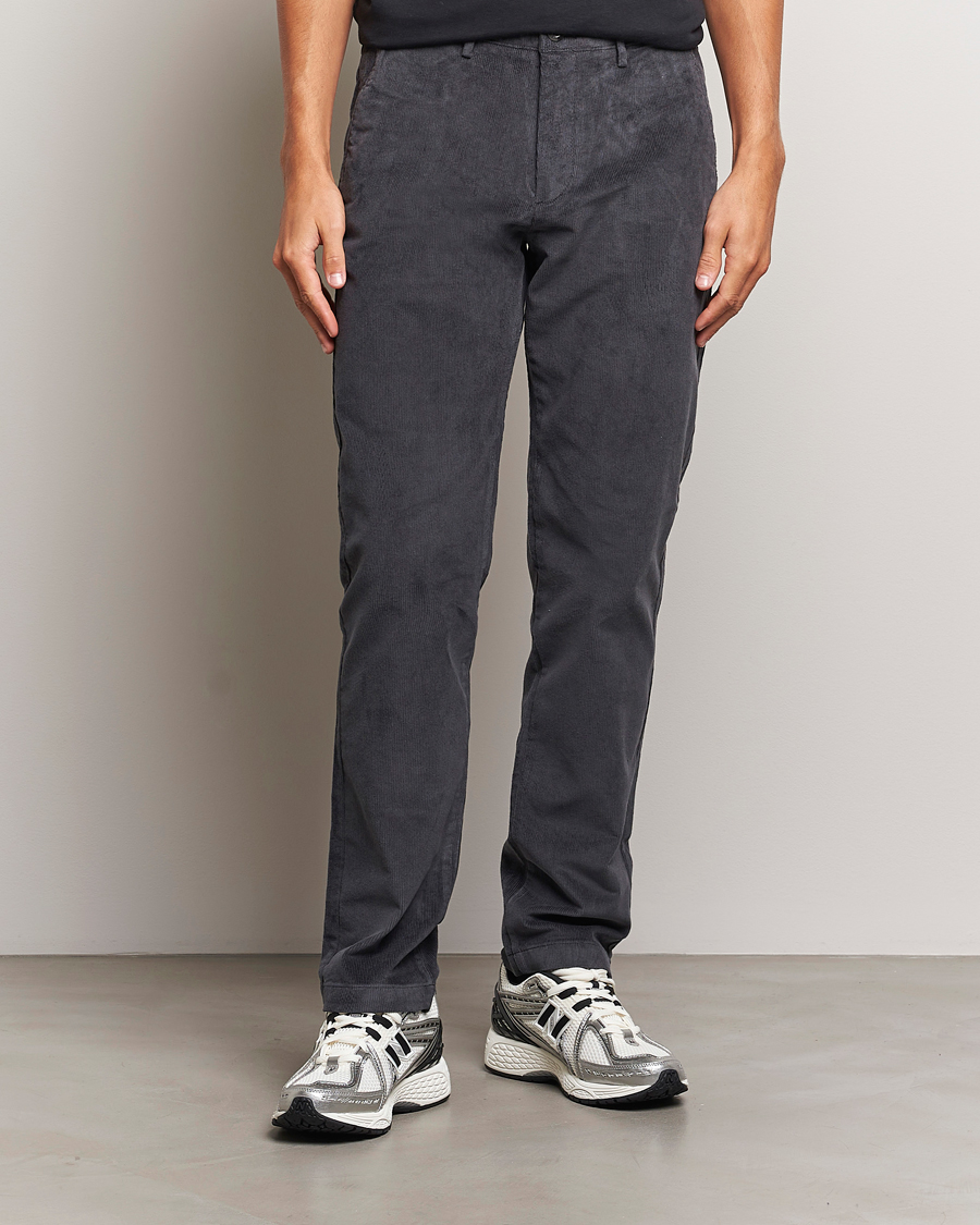 Herr | Byxor | Dockers | Slim Cotton Corduroy Chino Asphalt