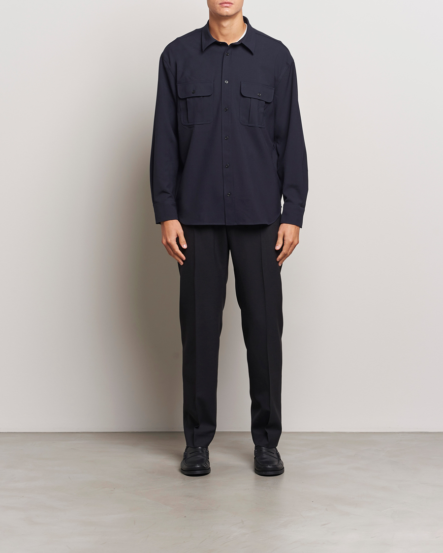 Herr | Skjortor | Filippa K | Relaxed Flannel Patch Pocket Shirt Navy