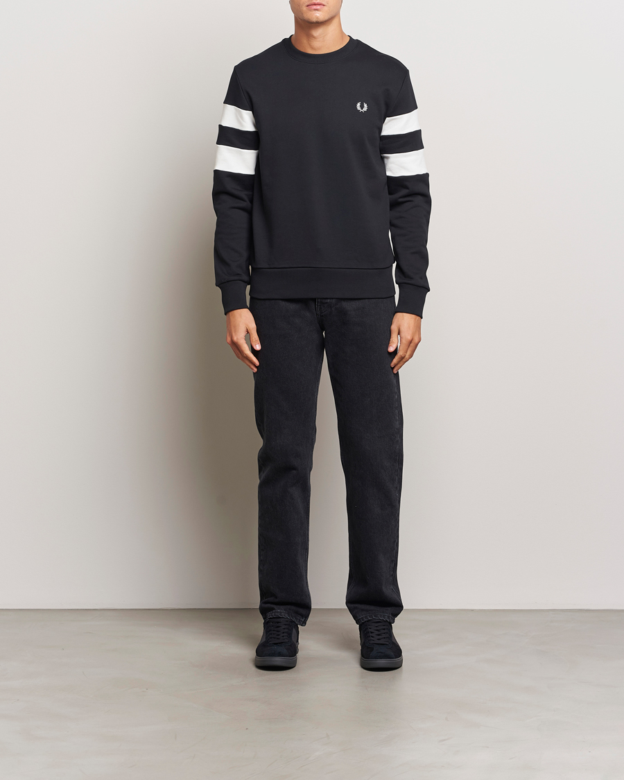 Herr | Tröjor | Fred Perry | Tipped Sleeve Crew Neck Sweatshirt Black