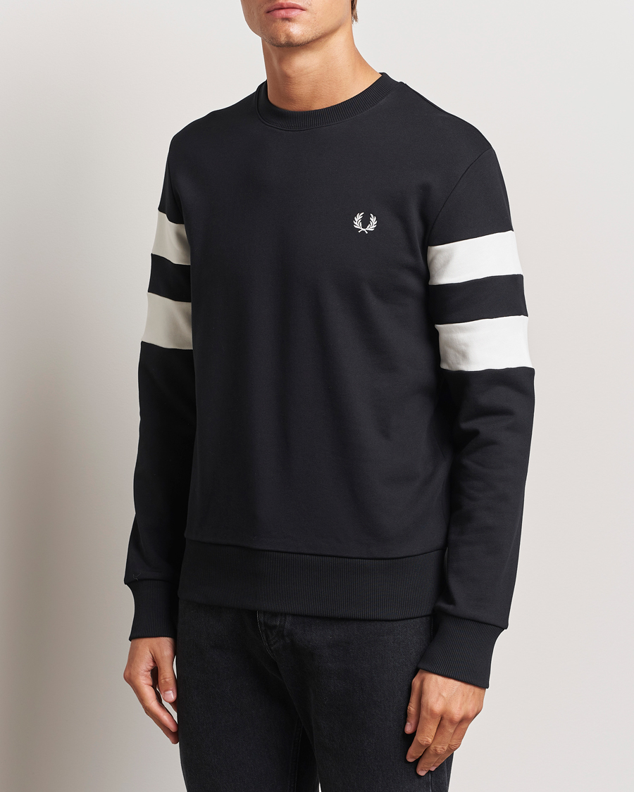 Herr | Tröjor | Fred Perry | Tipped Sleeve Crew Neck Sweatshirt Black