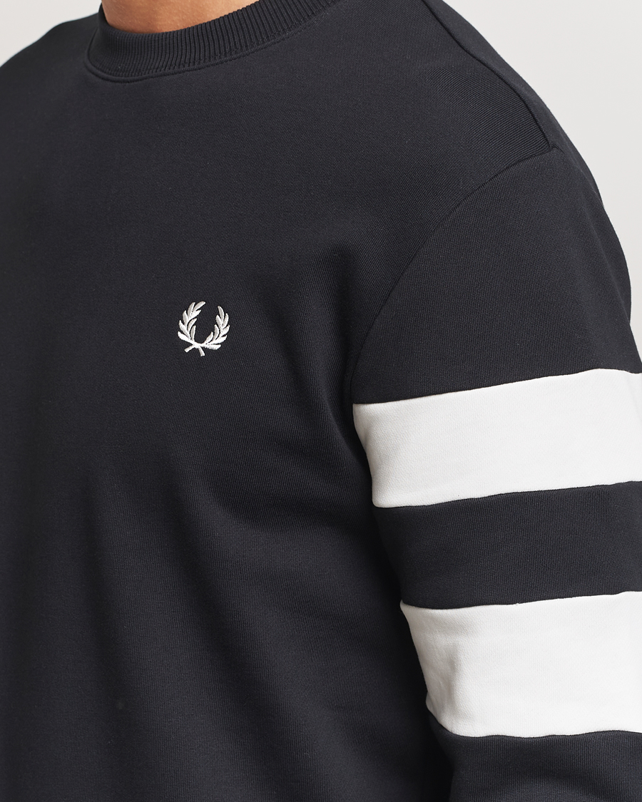 Herr | Tröjor | Fred Perry | Tipped Sleeve Crew Neck Sweatshirt Black