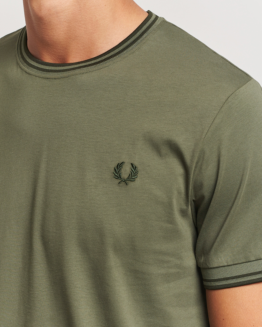 Herr | T-Shirts | Fred Perry | Twin Tipped T-Shirt Laurel Green