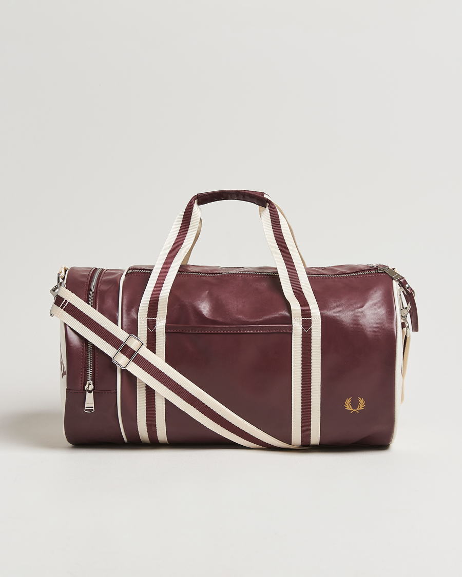 Herr | Fred Perry Classic Barrel Bag Oxblood/Ecru | Fred Perry | Classic Barrel Bag Oxblood/Ecru