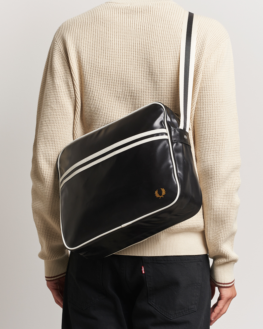 Herr | Väskor | Fred Perry | Classic Shoulder Bag Black/Ecru