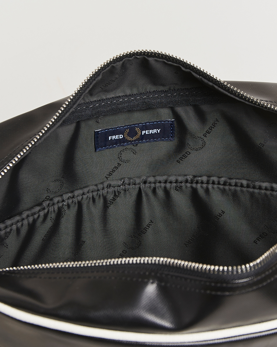 Herr | Väskor | Fred Perry | Classic Shoulder Bag Black/Ecru