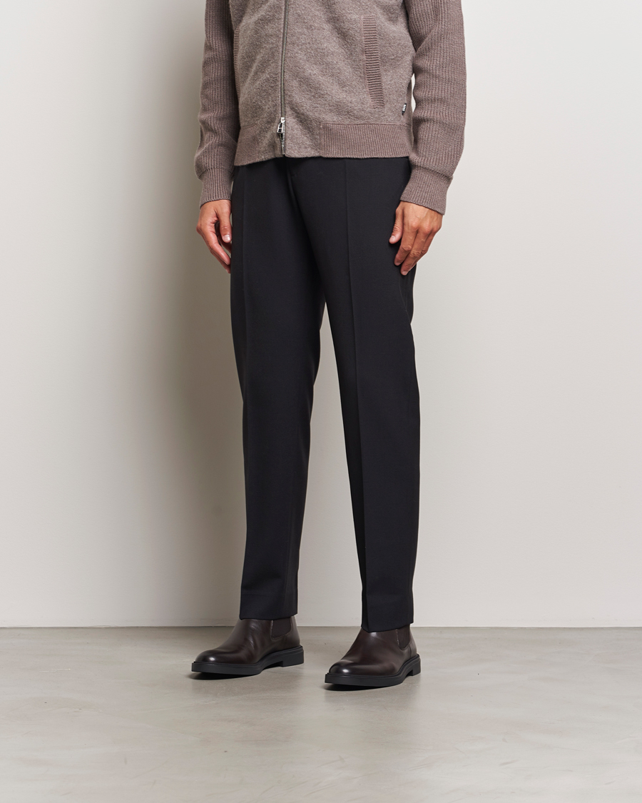 Herr | BOSS BLACK Calev Leather Chelsea Boot Dark Brown | BOSS BLACK | Calev Leather Chelsea Boot Dark Brown