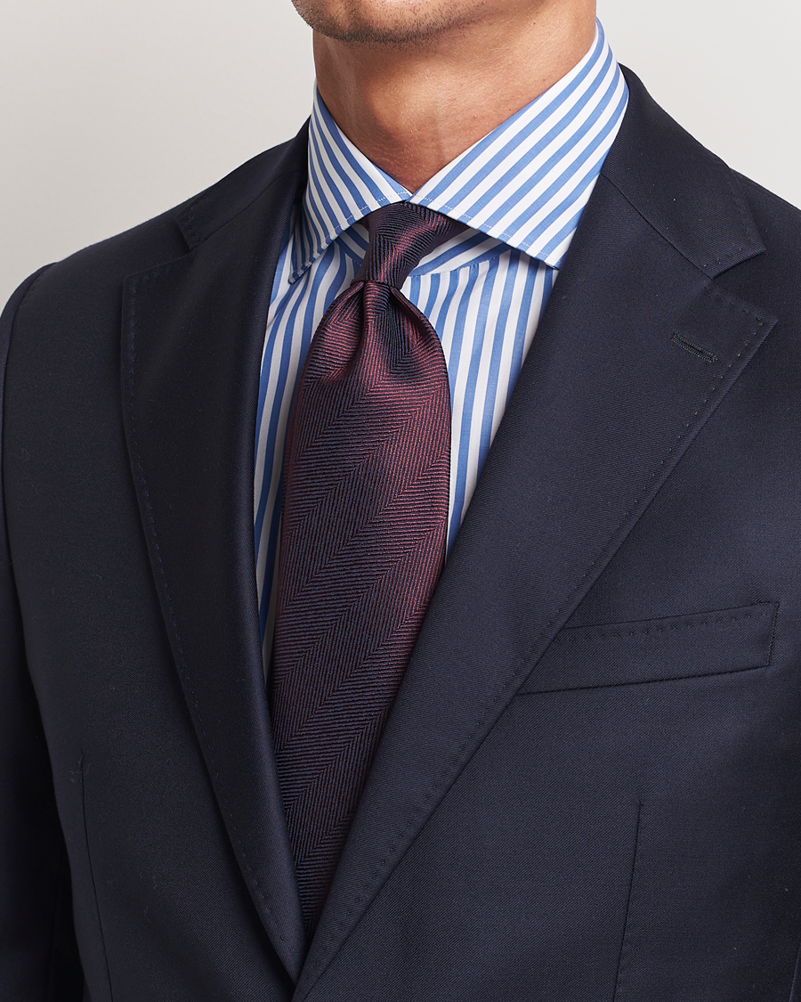 Herr | Brioni Herringbone Silk Tie Burgundy | Brioni | Herringbone Silk Tie Burgundy