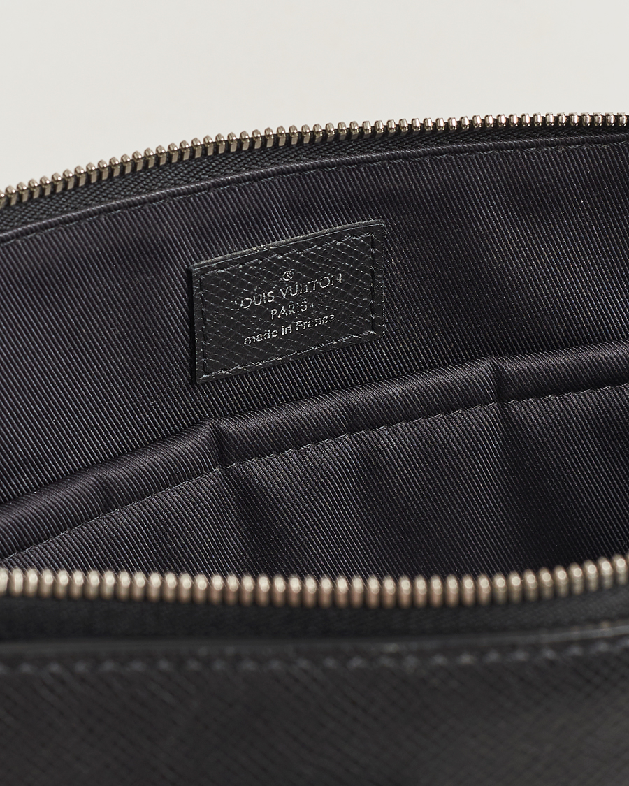 Herr | Louis Vuitton Pre-Owned Anton Brief Taiga Noir Silver | Louis Vuitton Pre-Owned | Anton Brief Taiga Noir Silver