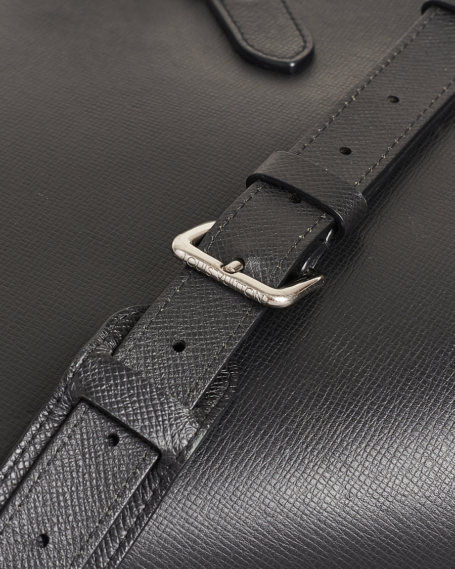 Herr | Louis Vuitton Pre-Owned Anton Brief Taiga Noir Silver | Louis Vuitton Pre-Owned | Anton Brief Taiga Noir Silver