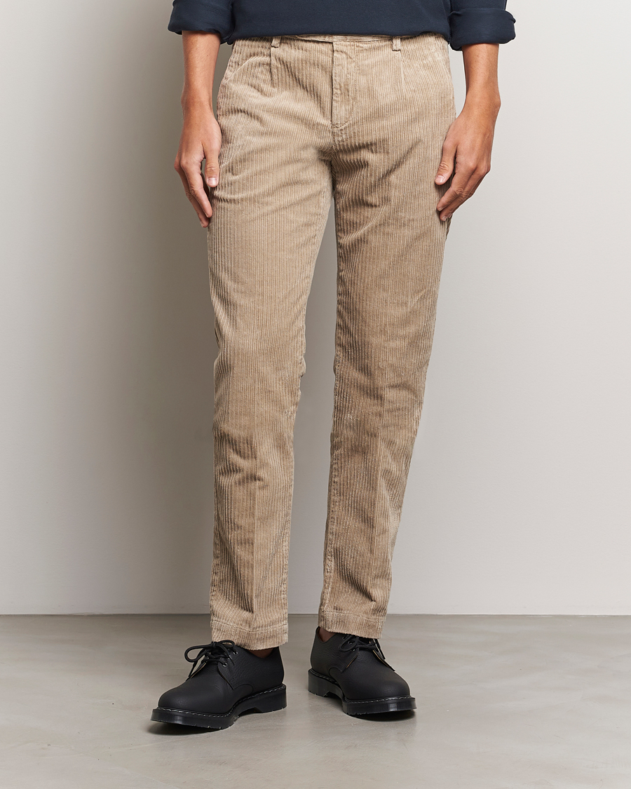 Herr | Byxor | Massimo Alba | Ionio Wale Corduroy Trousers Beige