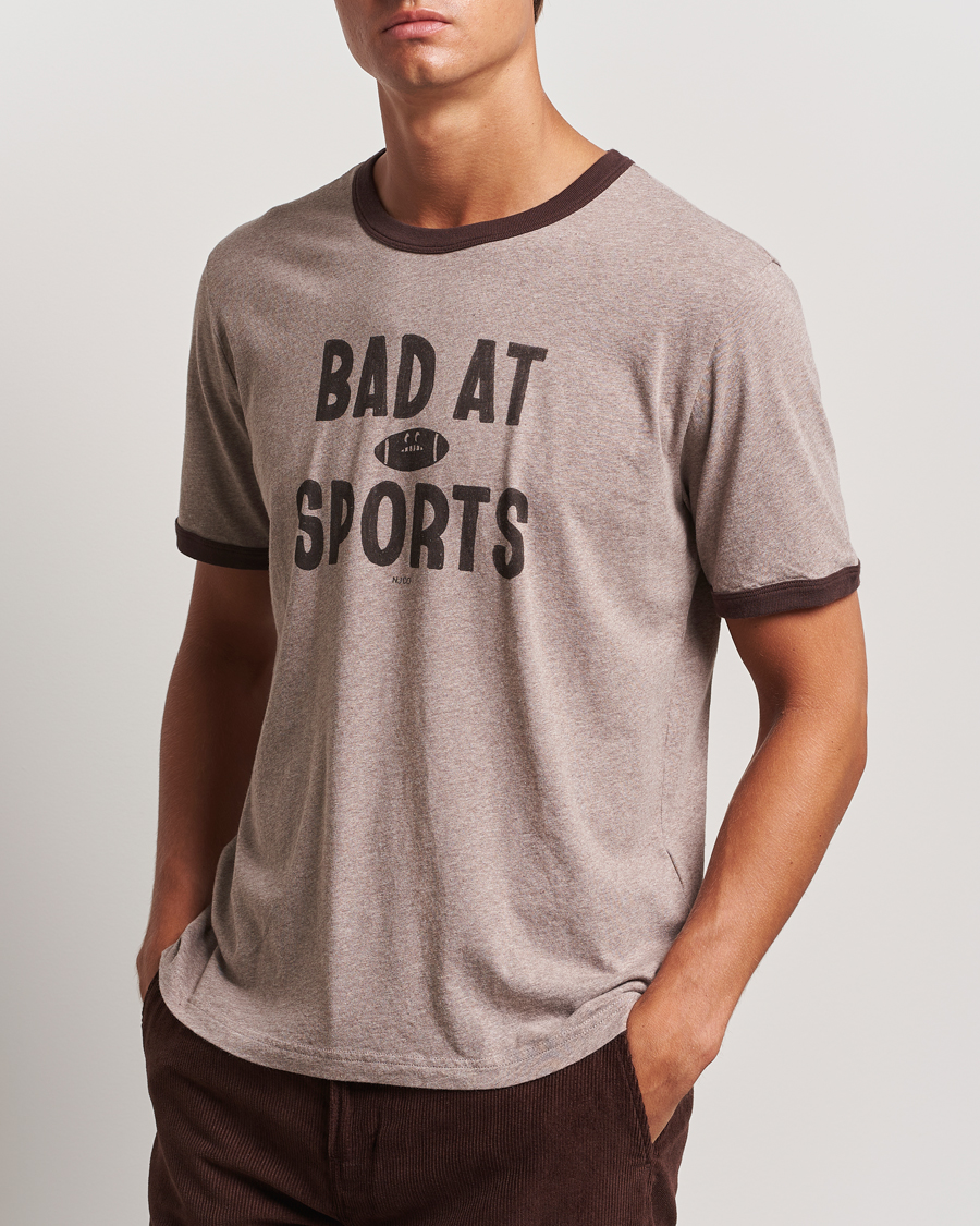 Herr | T-Shirts | Nudie Jeans | Ricky Bad At Sport T-Shirt Beige Melange