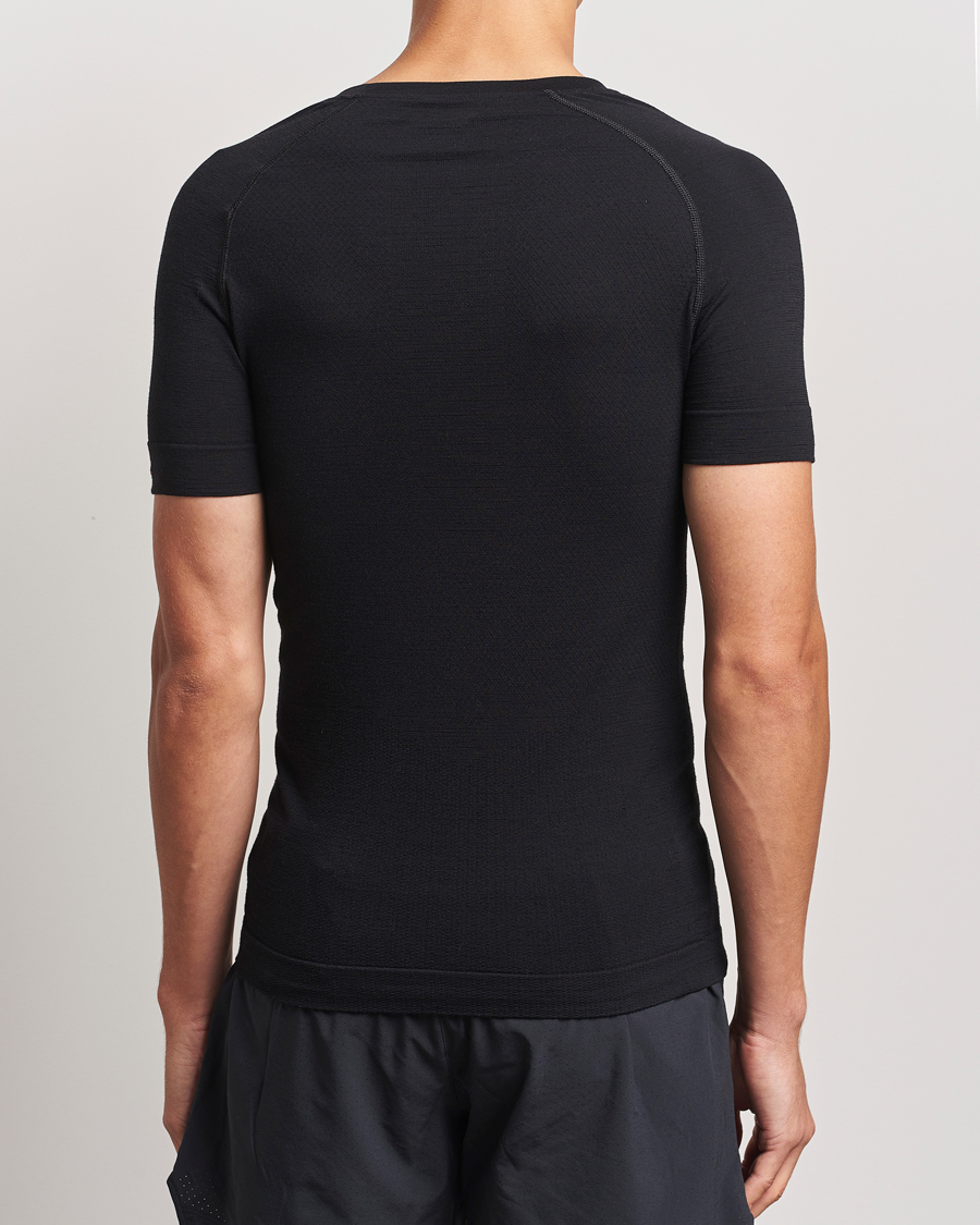 Herr | T-Shirts | Falke Sport | Wool Tech Light T-Shirt Black
