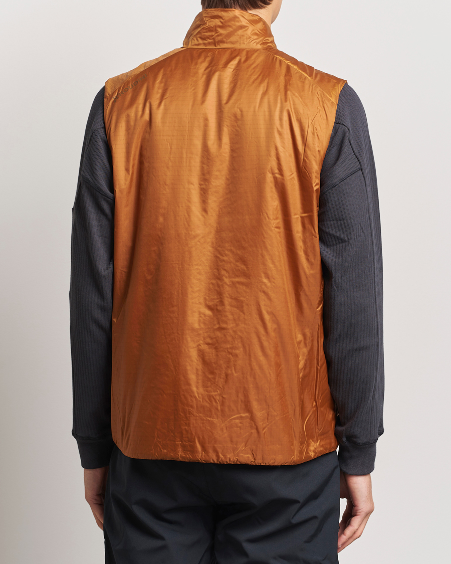 Herr | Jackor | Houdini | Dunfri Primaloft Padded Vest Rust Brown