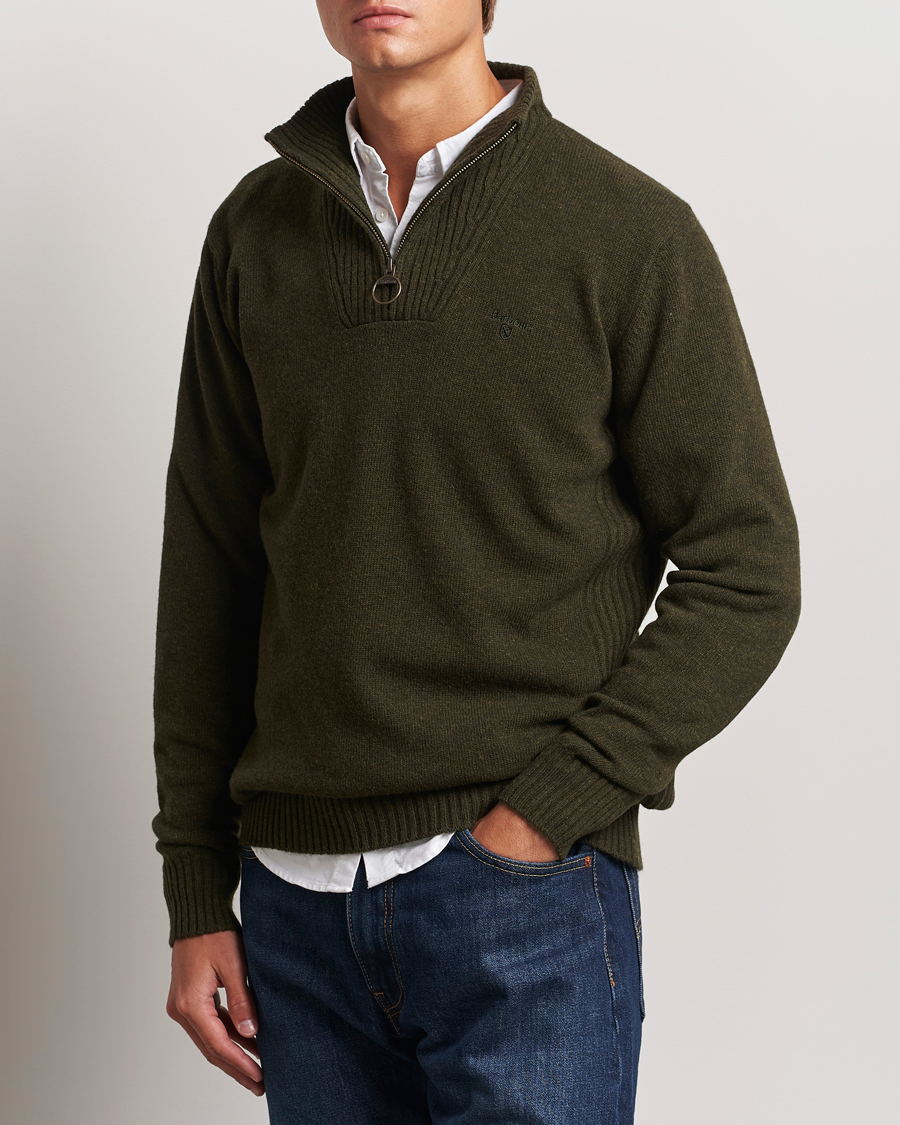 Barbour Lifestyle Essential Lambswool Half Zip Seaweed Herr Care of Car